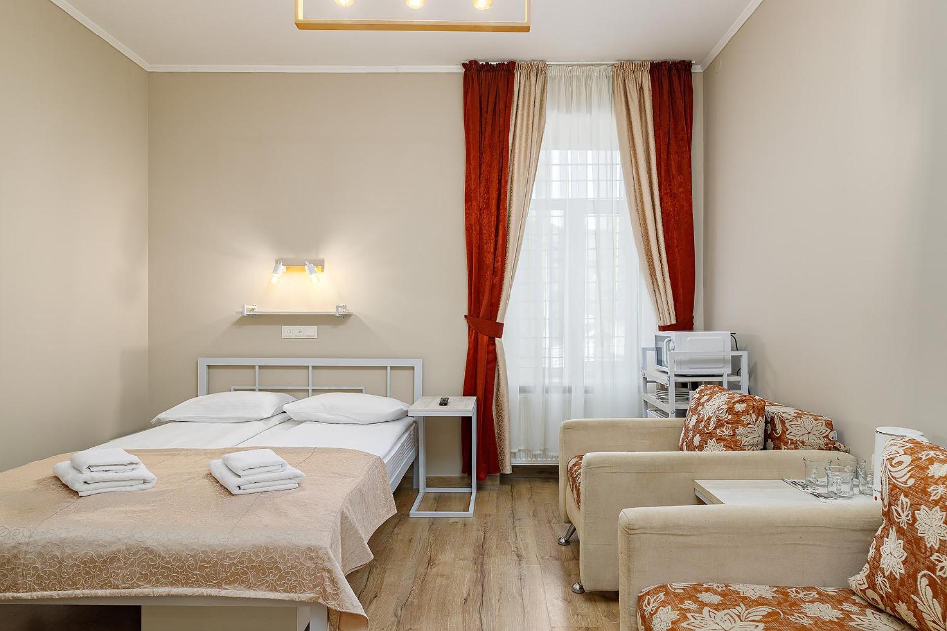 Hotel Kaiser Econom Lviv Buitenkant foto