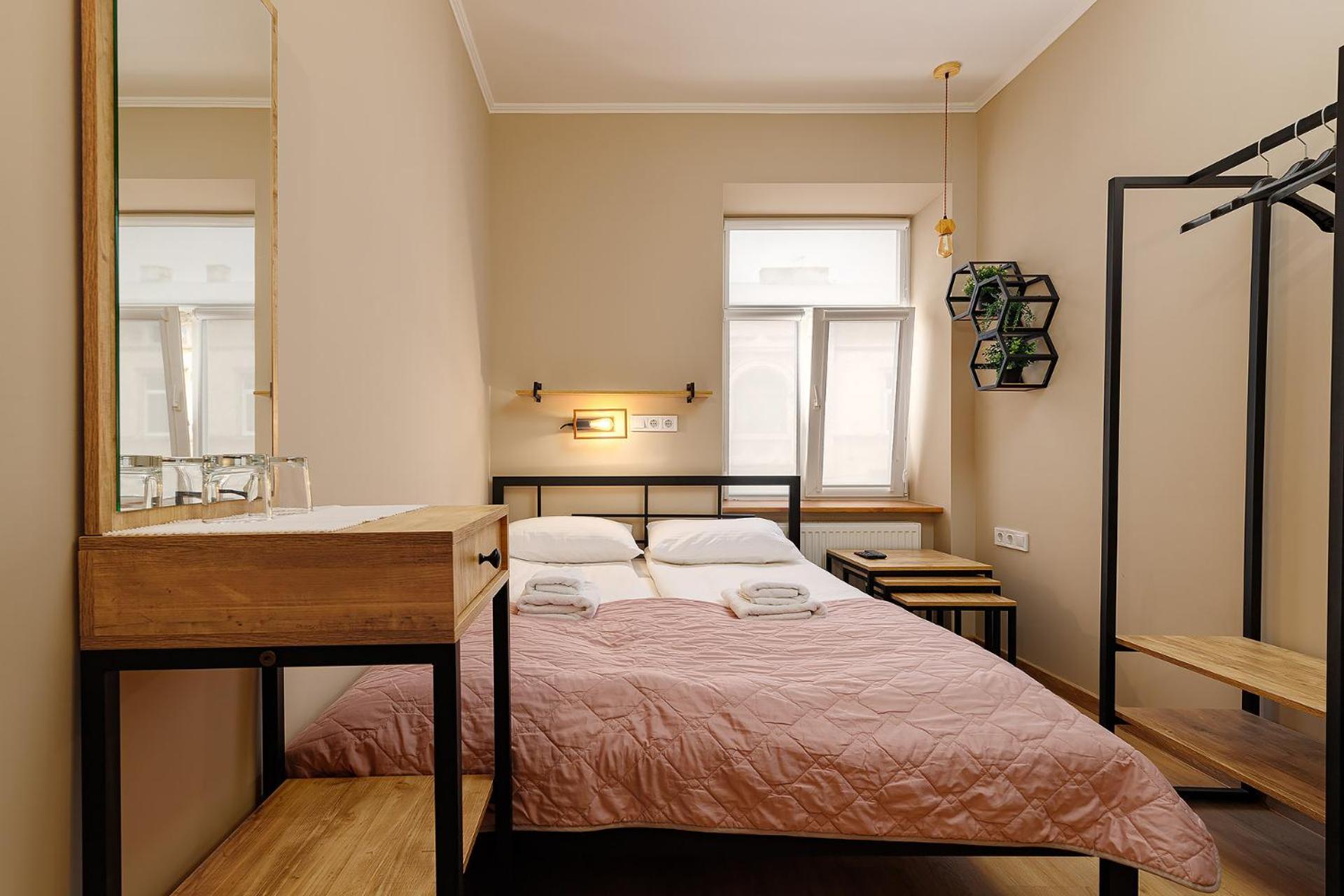 Hotel Kaiser Econom Lviv Buitenkant foto