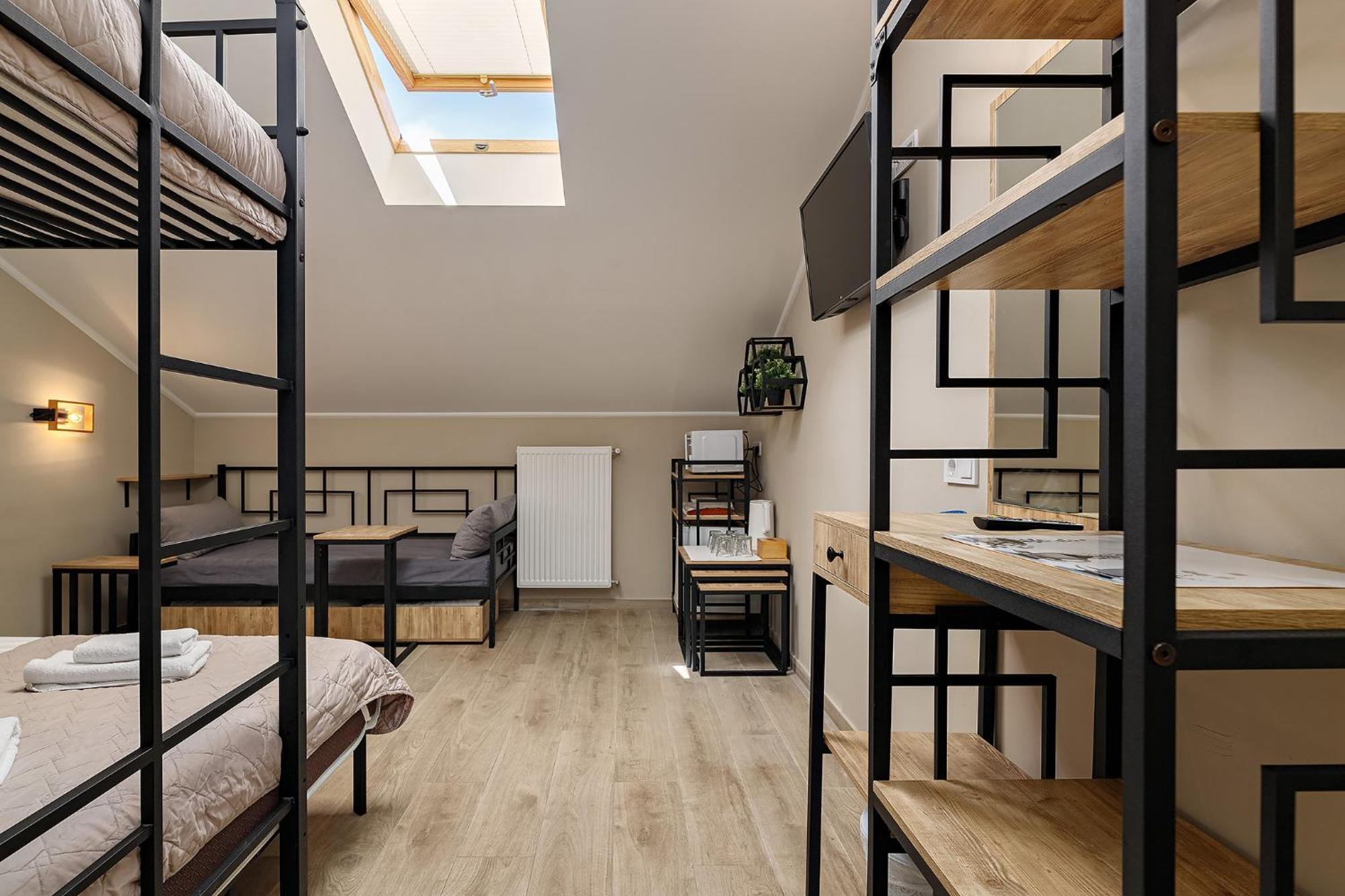 Hotel Kaiser Econom Lviv Kamer foto